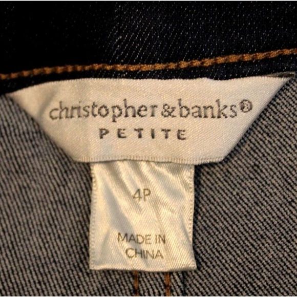 Christopher Banks Shaped Fit Mid Rise Crop Capri Jeans Size 4P Inseam 18" NWT - Picture 12 of 12